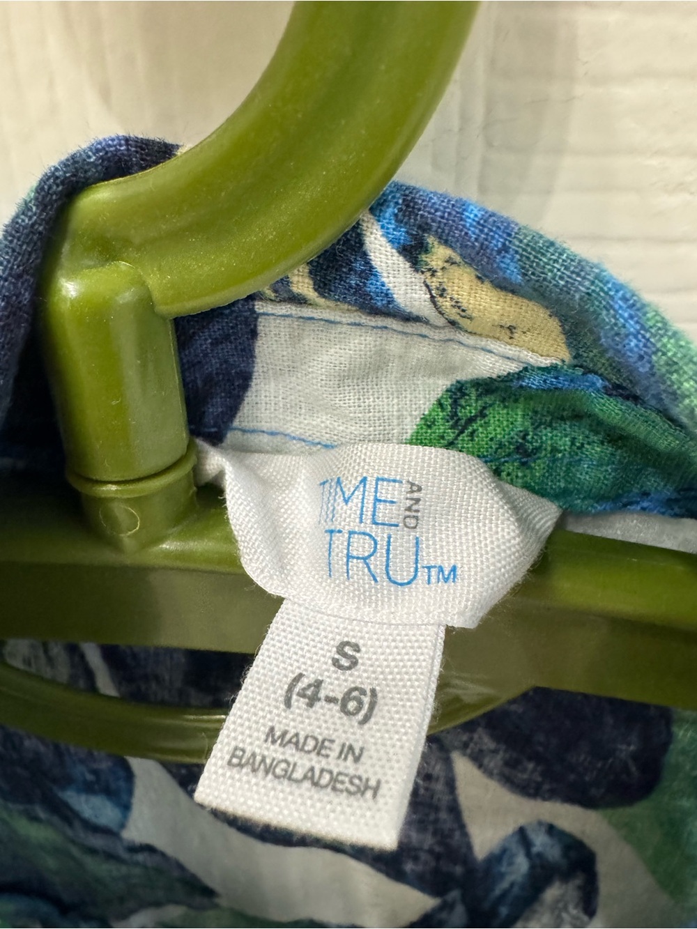Time and Tru Blue and Green Floral shirt. 100% cotton. Never wear. Size S